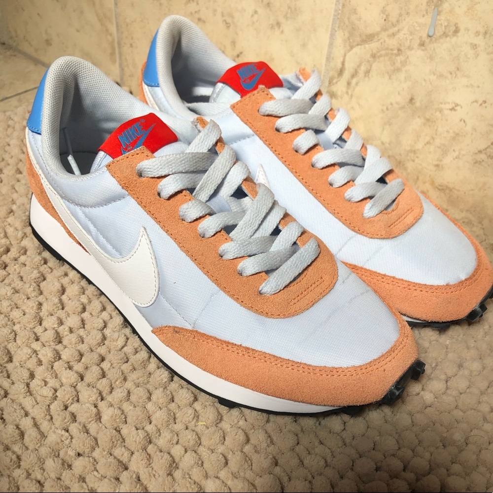 ❌SOLD❌Nike daybreak size 7